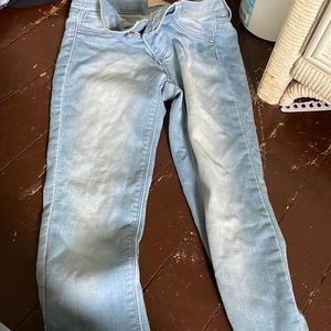 Jeans, size 8, brand is squeeze